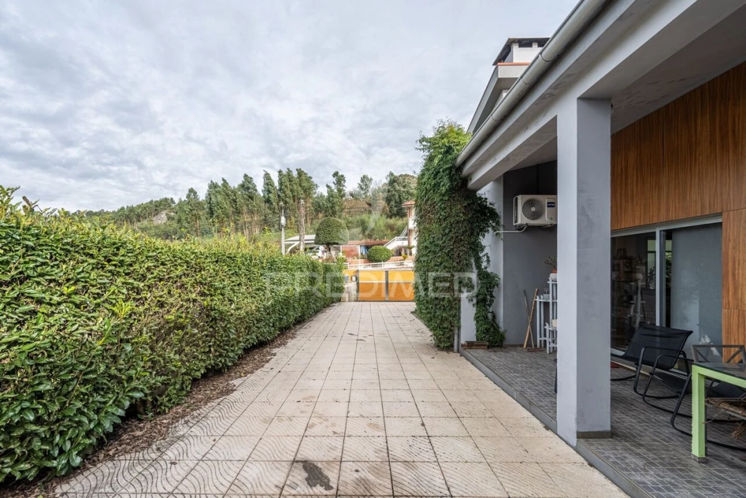 Moradia T3 para Venda em Caldas de Vizela (São Miguel e São João) Foto 32