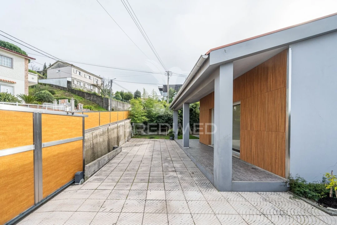 Moradia T3 para Venda em Caldas de Vizela (São Miguel e São João) Foto 5