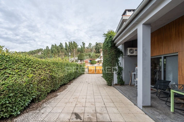 Moradia T3 para Venda em Caldas de Vizela (São Miguel e São João) Foto 32