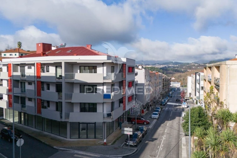 Loja para Venda em Arco de Baúlhe e Vila Nune Foto 10