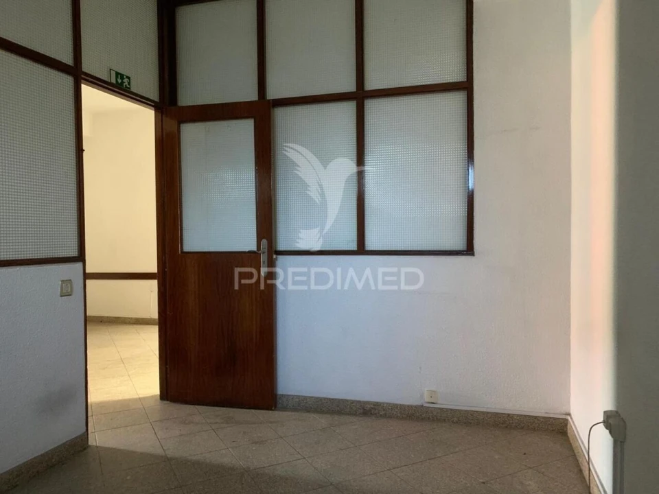 Loja para Venda em Amarante (São Gonçalo), Madalena, Cepelos e Gatão Foto 7