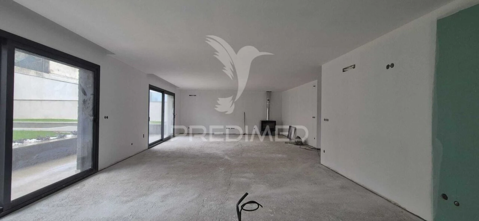 Moradia T4 para Venda em Ferreiros e Gondizalves Foto 6