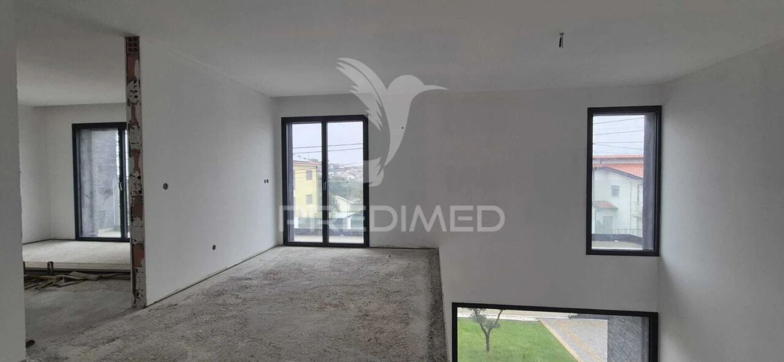 Moradia T4 para Venda em Ferreiros e Gondizalves Foto 12