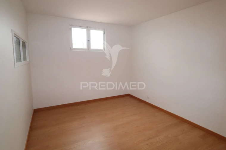 Escritório para Arrendamento em Braga (São José de São Lázaro e São João do Souto) Foto 6