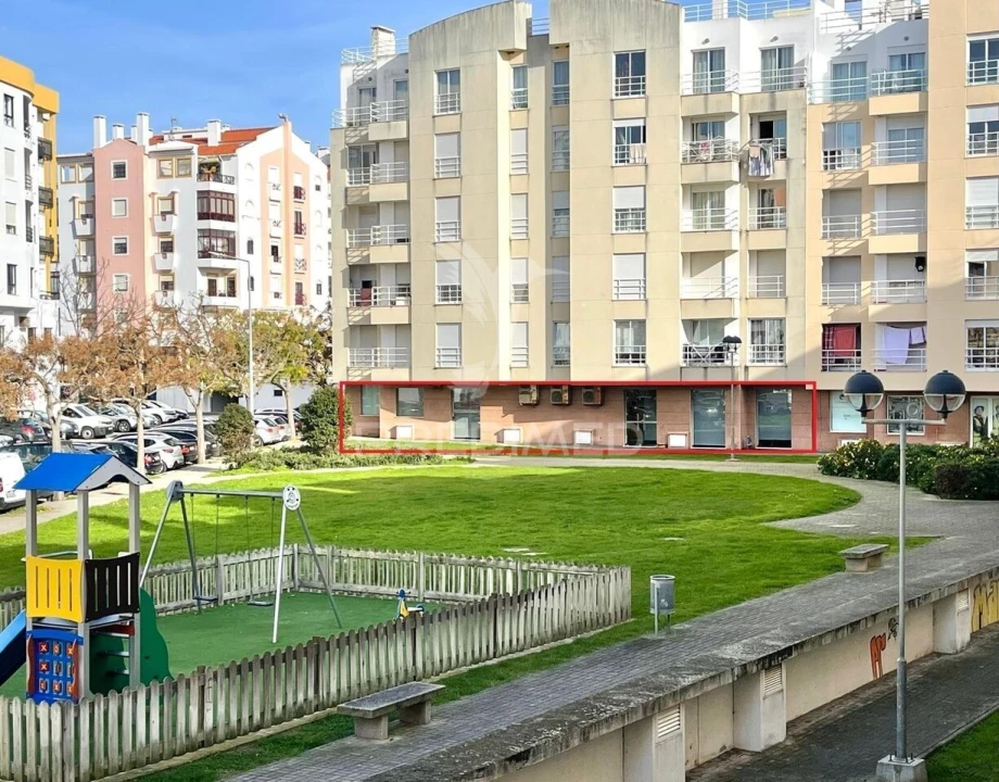 Loja para Venda em Sines Foto 34