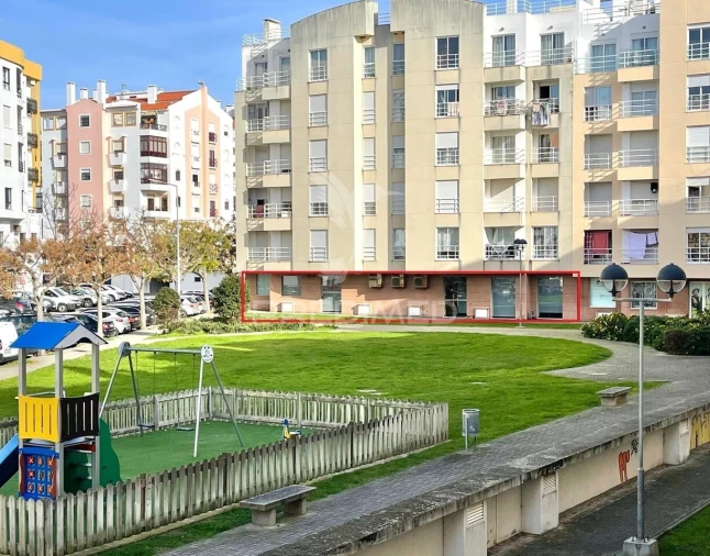 Loja para Venda em Sines Foto 34