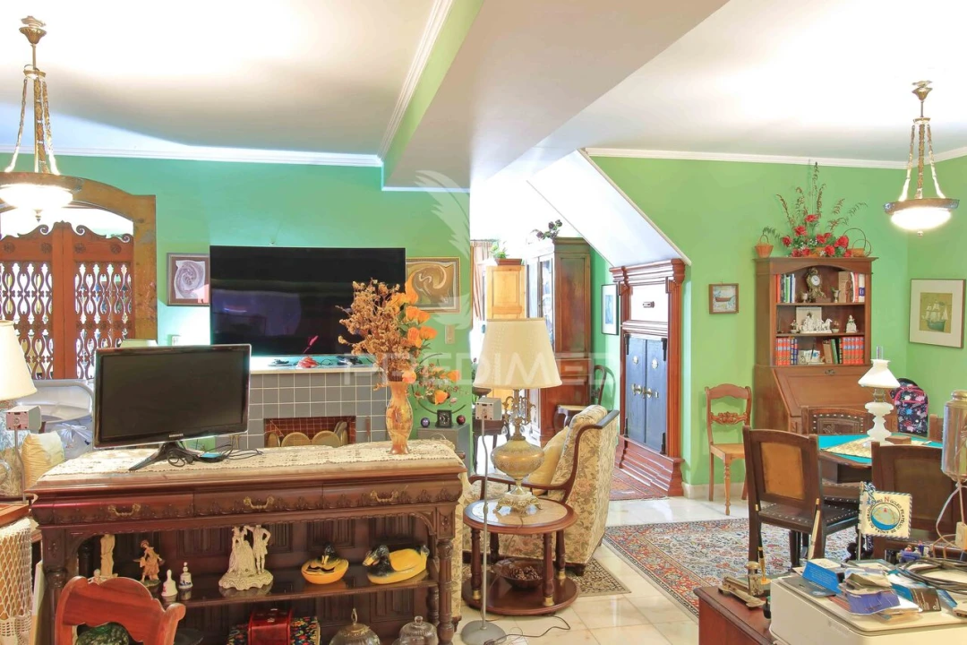 Moradia T4 para Venda em Angra (Santa Luzia) Foto 9