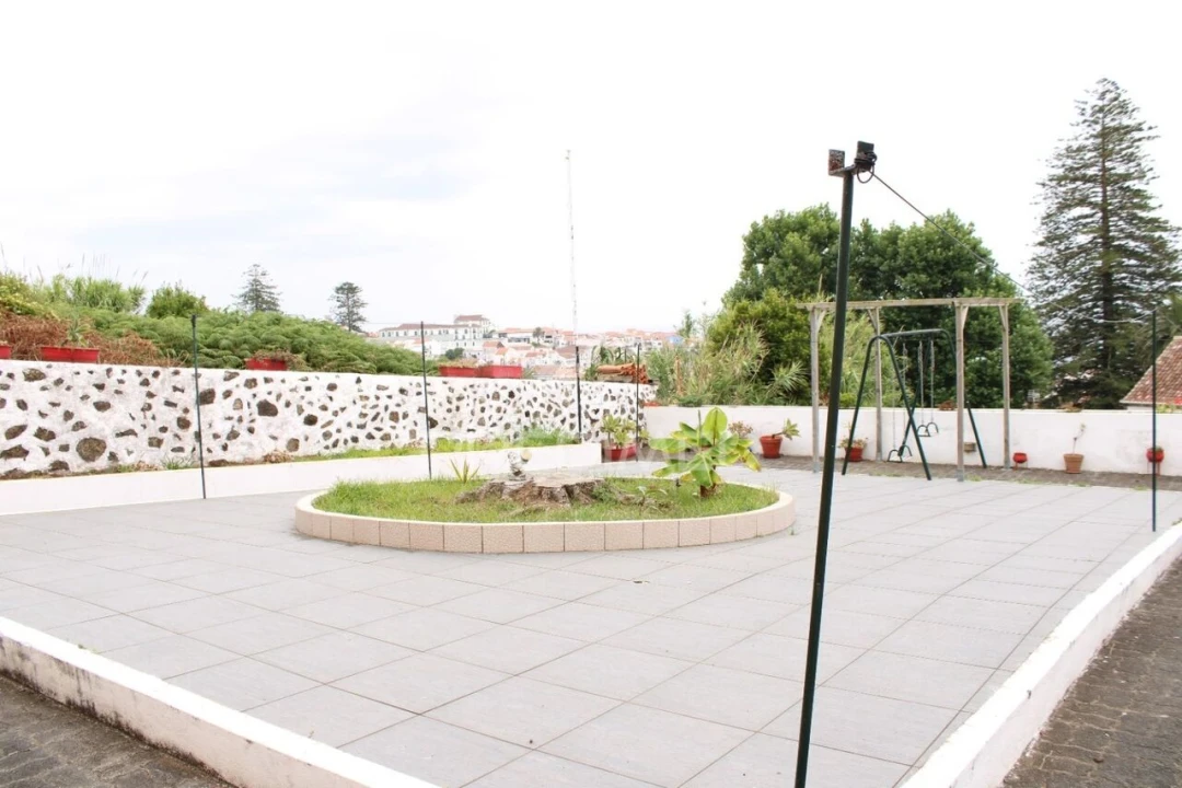 Moradia T4 para Venda em Angra (Santa Luzia) Foto 22