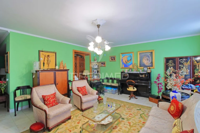 Moradia T4 para Venda em Angra (Santa Luzia) Foto 3