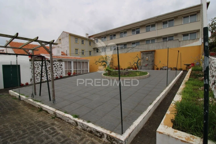 Moradia T4 para Venda em Angra (Santa Luzia) Foto 27