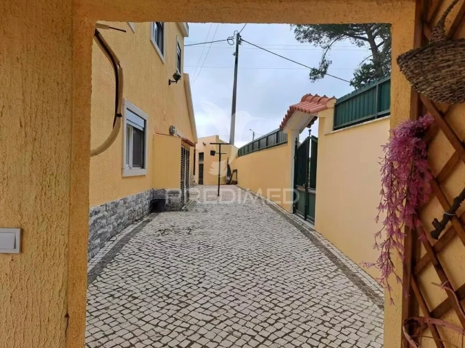 Moradia T3 para Venda em São João das Lampas e Terrugem Foto 39