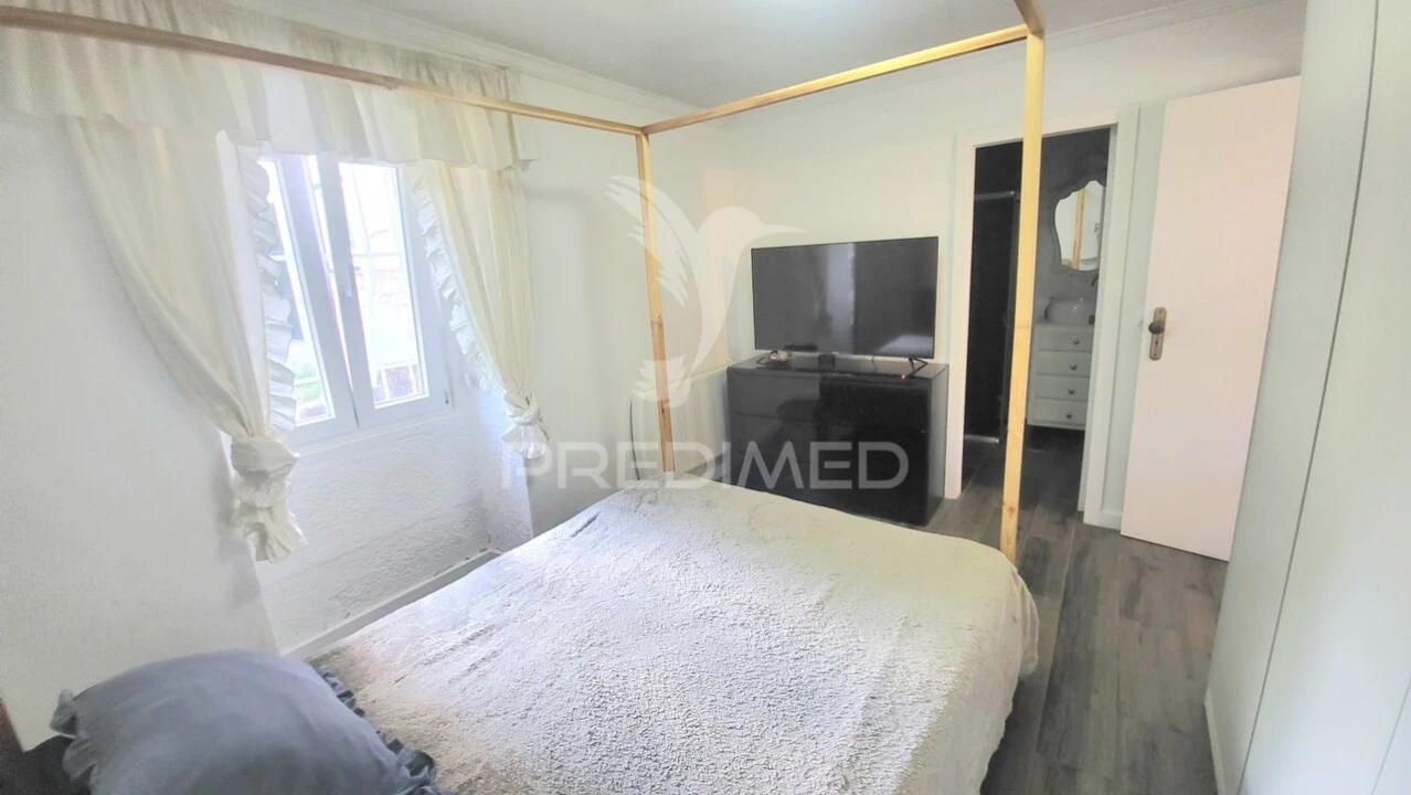 Moradia T4 para Venda em Fornelo e Vairão Foto 9