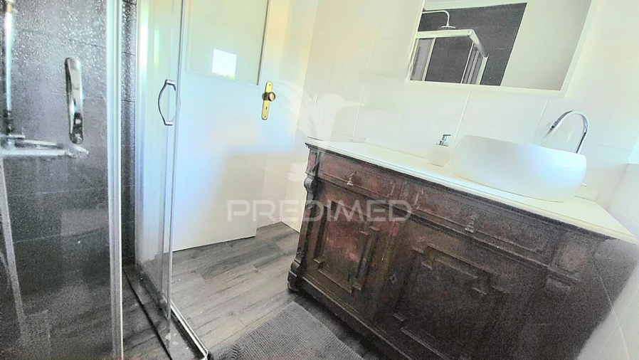 Moradia T4 para Venda em Fornelo e Vairão Foto 16