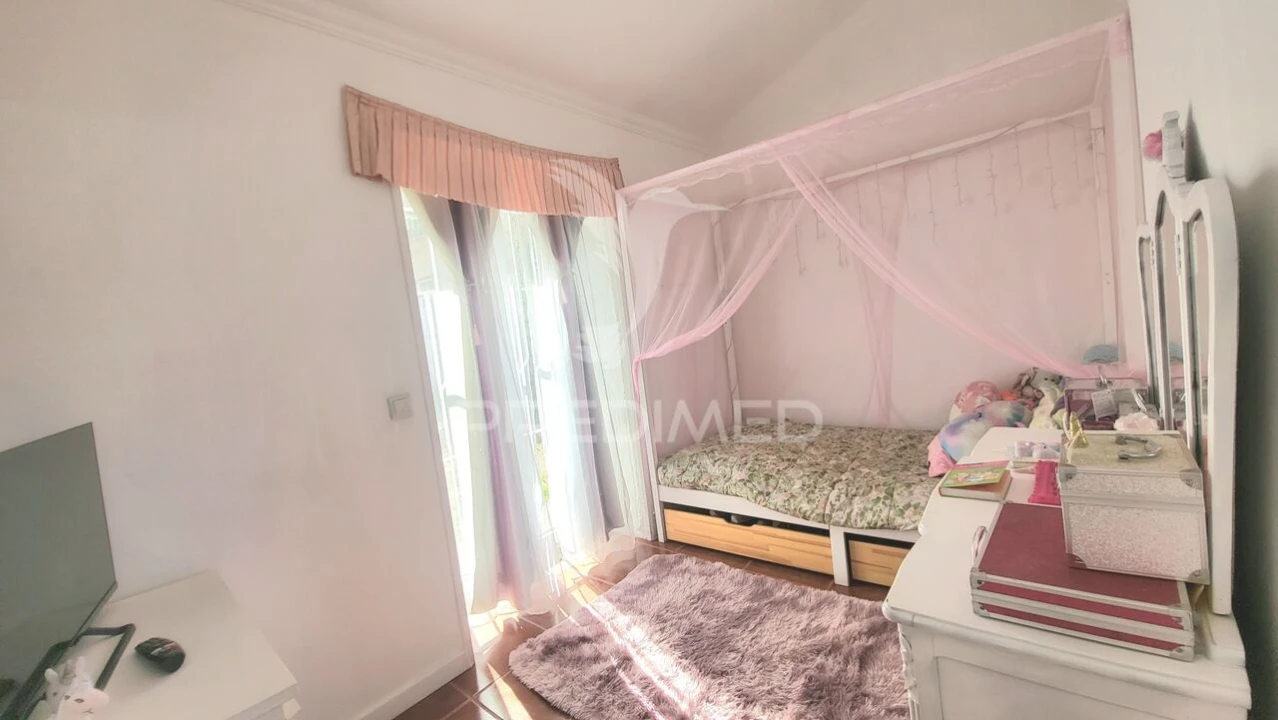 Moradia T4 para Venda em Fornelo e Vairão Foto 10