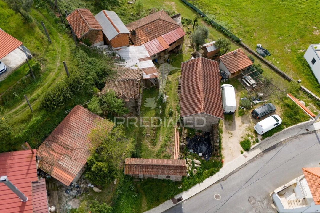 Moradia T3 para Venda em Chorense e Monte Foto 13