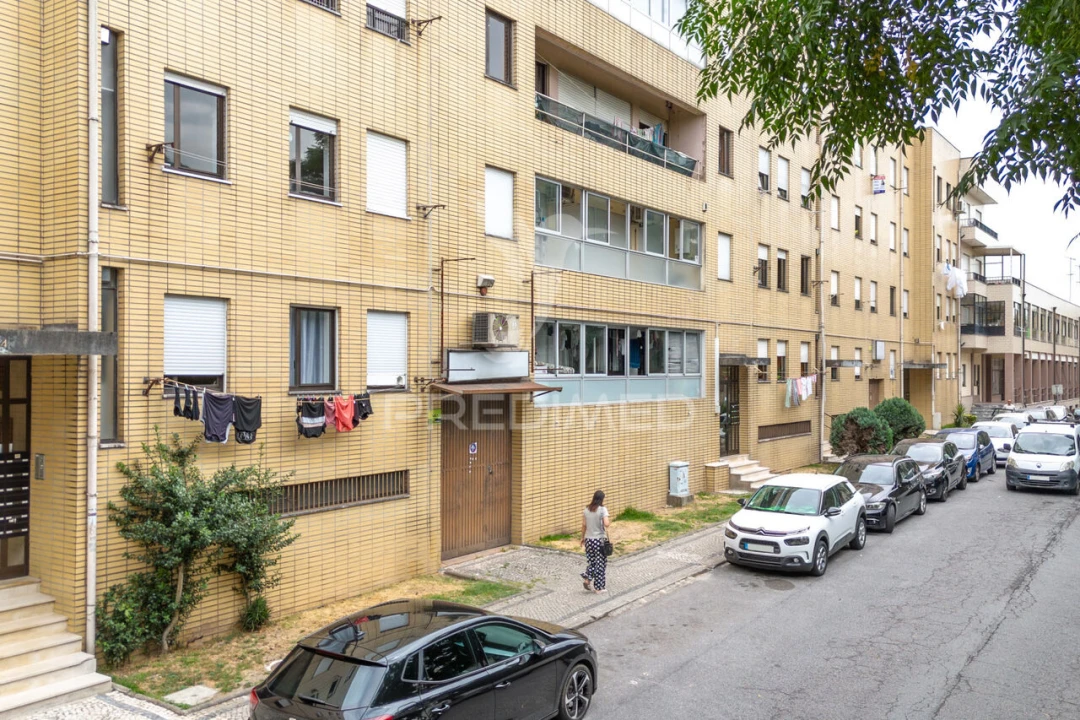 Garagem para Venda em Braga (Maximinos, Sé e Cividade) Foto 15