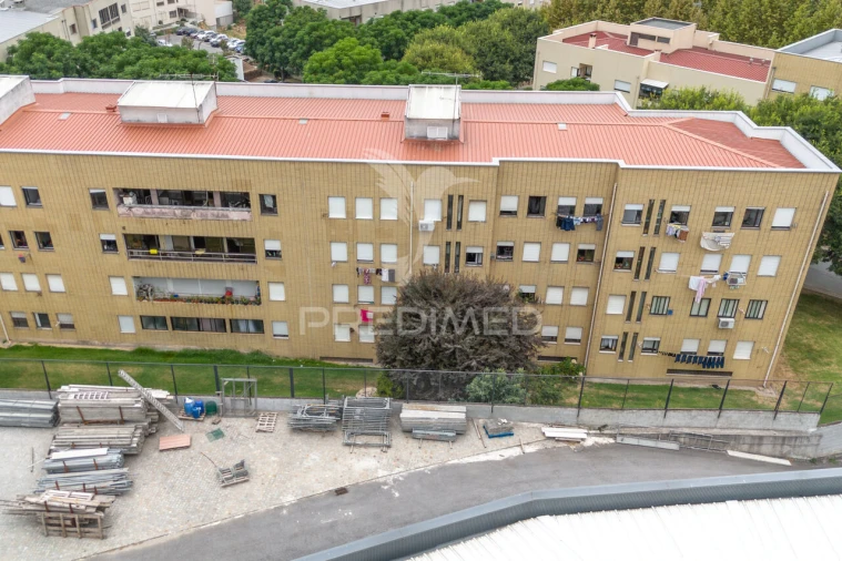 Garagem para Venda em Braga (Maximinos, Sé e Cividade) Foto 24