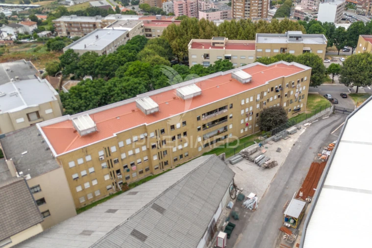 Garagem para Venda em Braga (Maximinos, Sé e Cividade) Foto 22