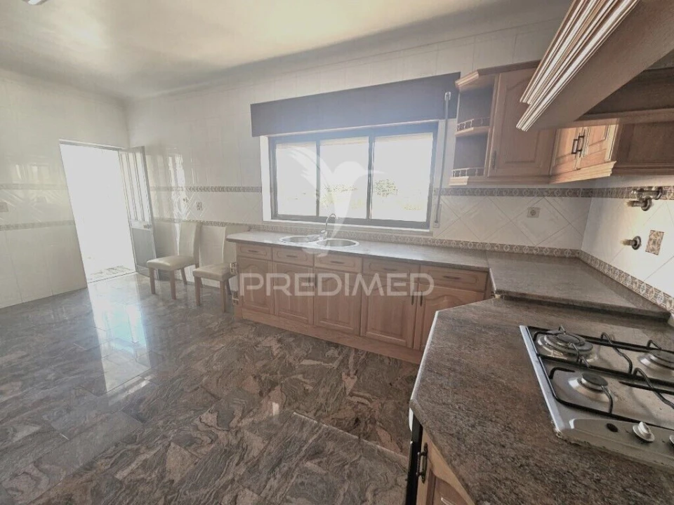 Apartamento T3 para Venda em Gaio-Rosário e Sarilhos Pequenos Foto 19