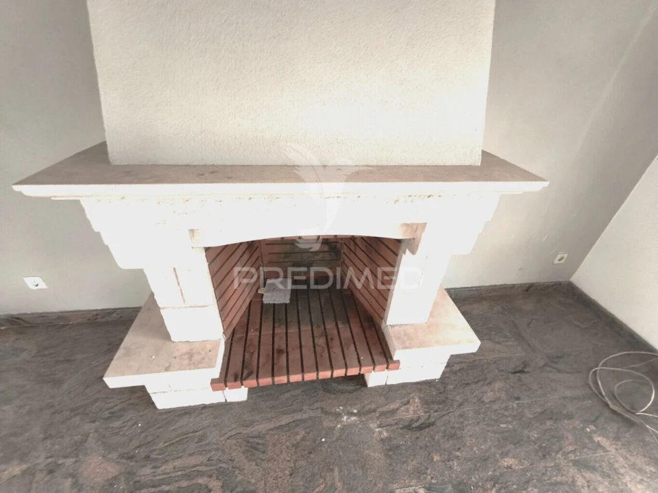 Apartamento T3 para Venda em Gaio-Rosário e Sarilhos Pequenos Foto 4