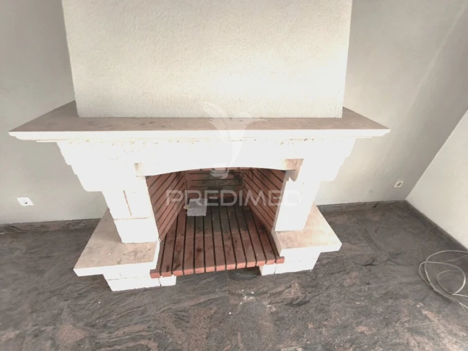 Apartamento T3 para Venda em Gaio-Rosário e Sarilhos Pequenos Foto 4