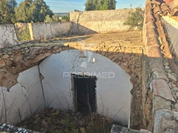Moradia T4 para Venda em Conceição e Estoi