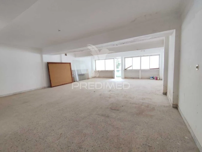 Loja para Venda em Agualva e Mira-Sintra Foto 4