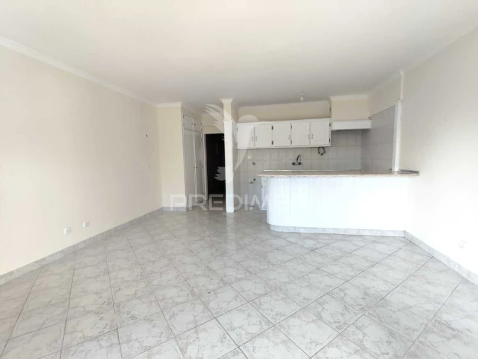 Apartamento T1 para Venda em São João das Lampas e Terrugem