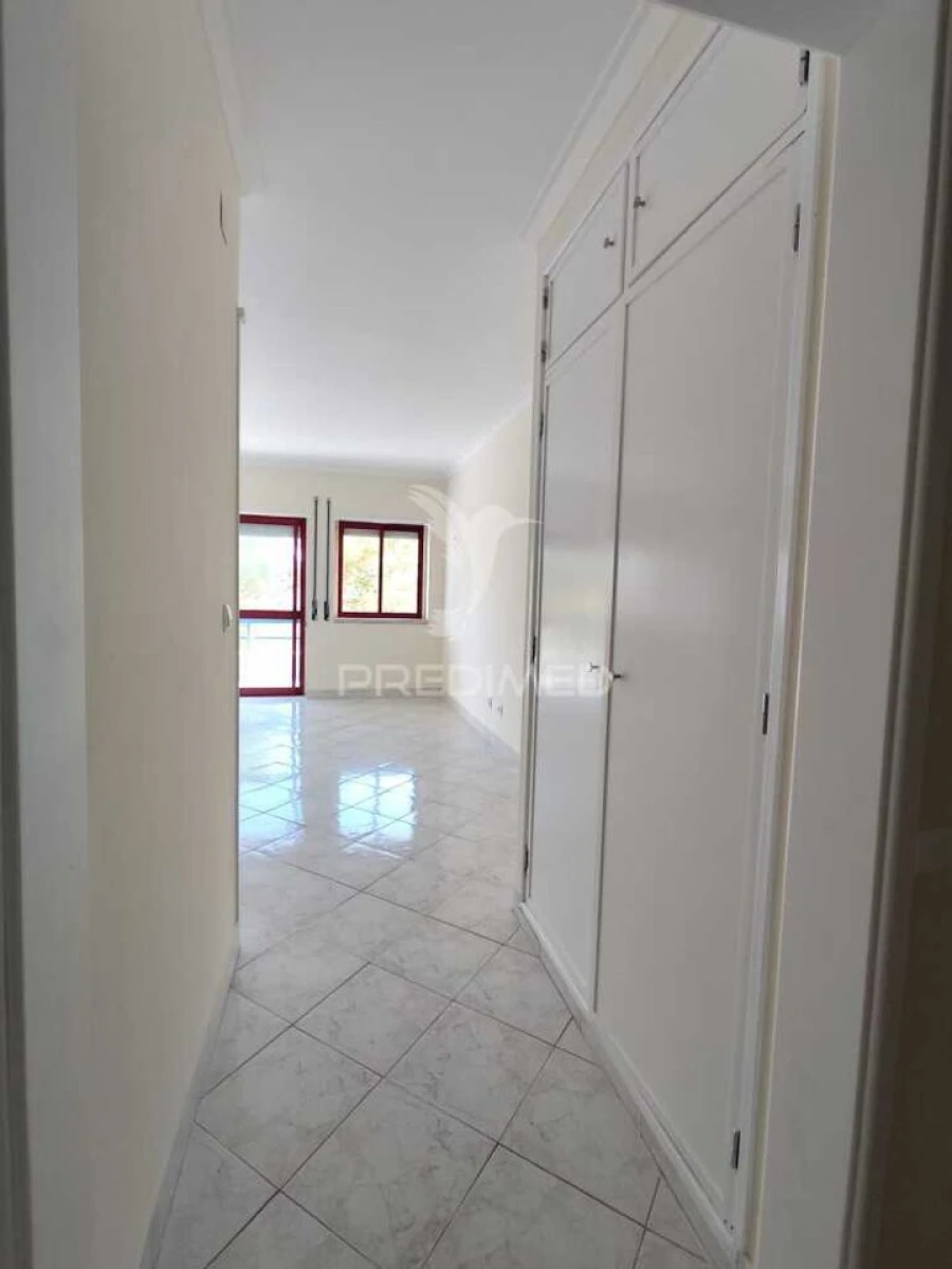Apartamento T1 para Venda em São João das Lampas e Terrugem Foto 4
