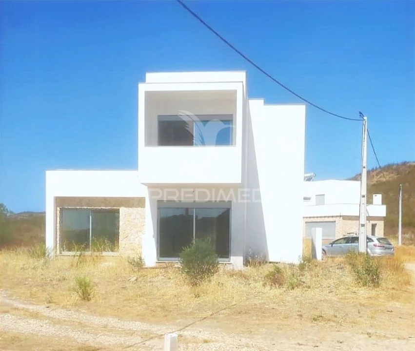 Moradia T3 para Venda em Tavira (Santa Maria e Santiago) Foto 1