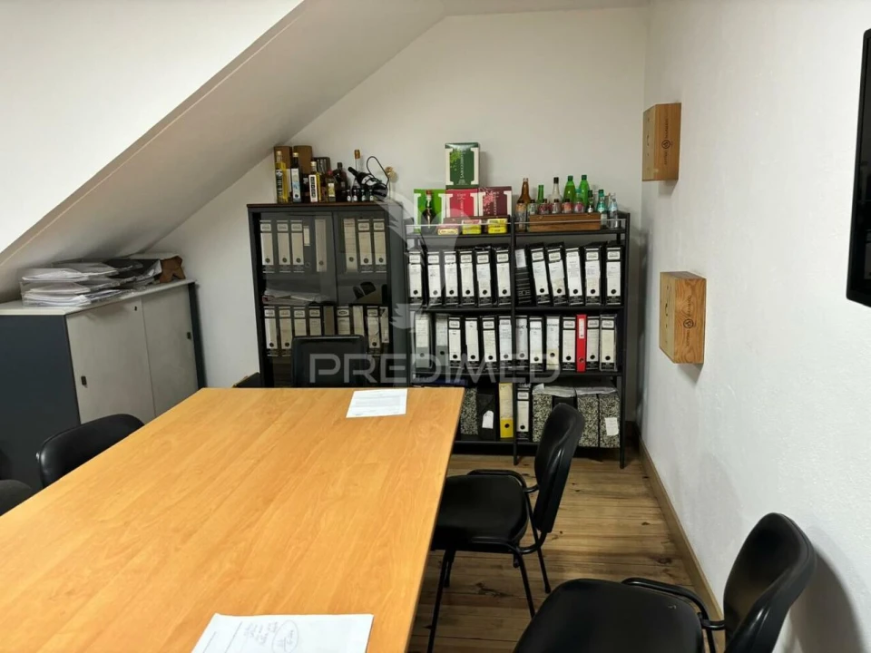 Armazém para Venda em Santa Maria e São Miguel, São Martinho, São Pedro Penaferrim Foto 8