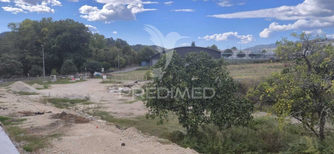 Terreno para Venda em Ponte da Barca, V.N. Muía, Paço Vedro Magalhães Foto 9
