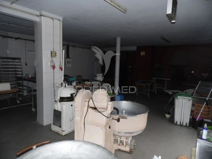 Loja para Venda em São Sebastião da Giesteira e Nossa Senhora da Boa Fé Foto 13