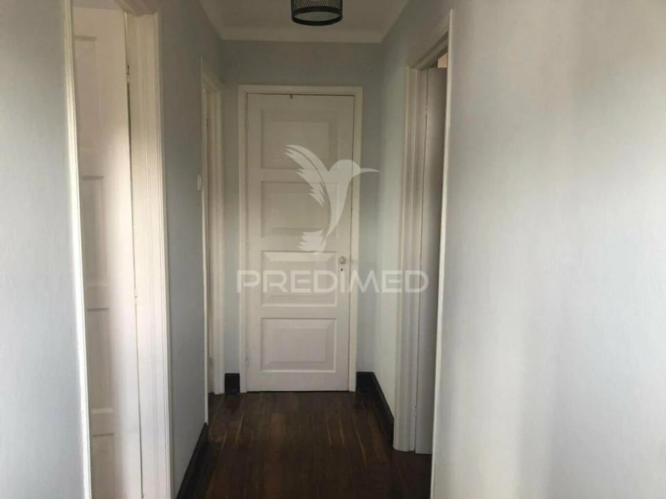 Moradia T3 para Venda em Angra (Nossa Senhora da Conceição) Foto 8