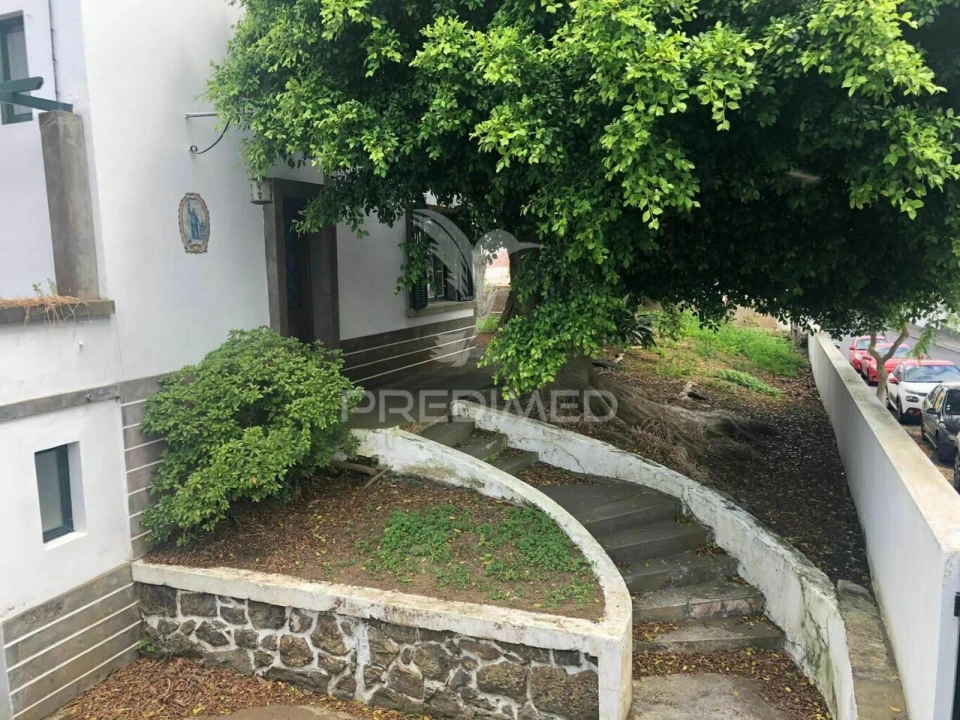 Moradia T3 para Venda em Angra (Nossa Senhora da Conceição) Foto 35