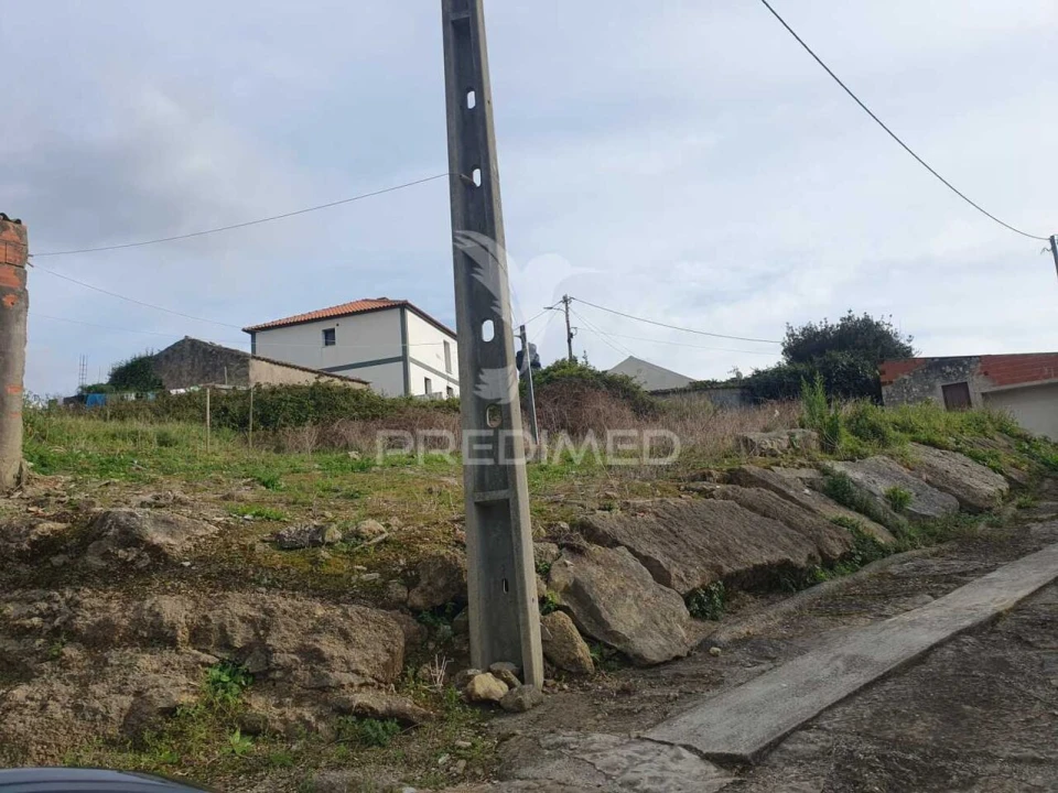 Terreno para Venda em São Bartolomeu dos Galegos e Moledo Foto 2