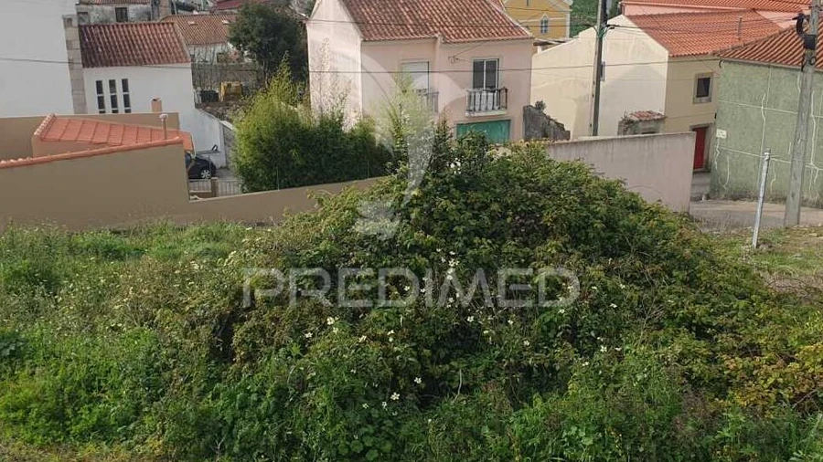 Terreno para Venda em São Bartolomeu dos Galegos e Moledo