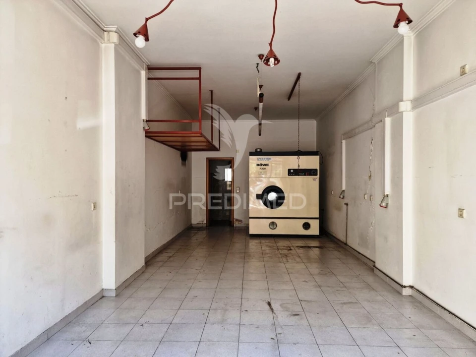 Loja para Venda em Queluz e Belas Foto 3