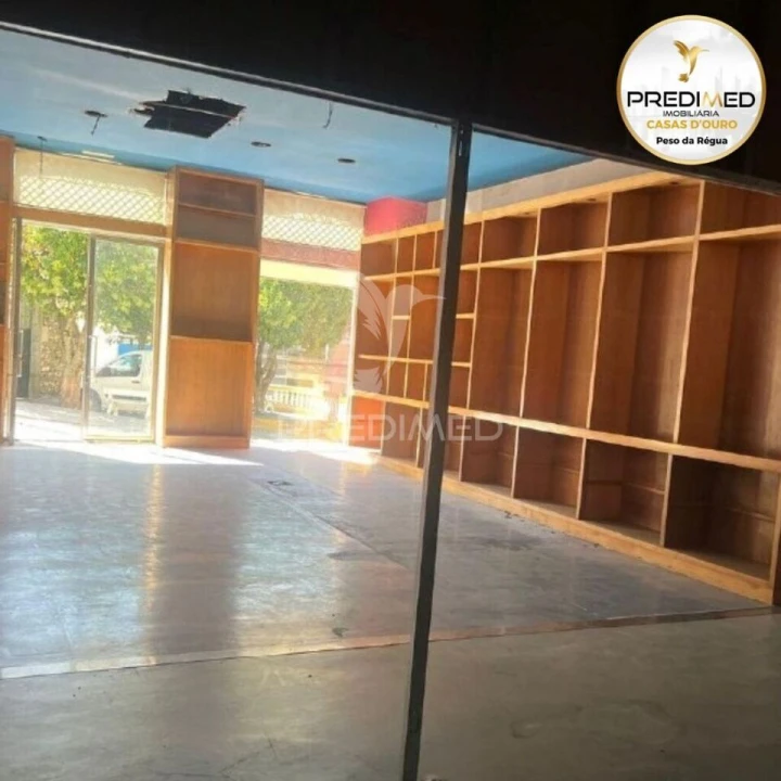 Prédio para Venda em Peso da Régua e Godim Foto 1
