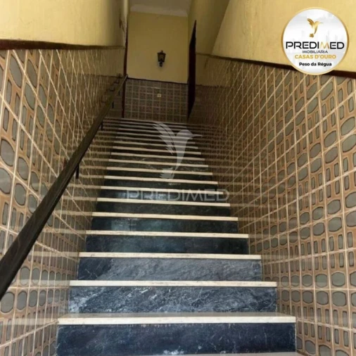 Prédio para Venda em Peso da Régua e Godim Foto 15