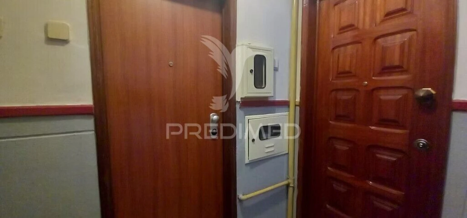 Apartamento T1 para Venda em Baixa da Banheira e Vale da Amoreira Foto 2