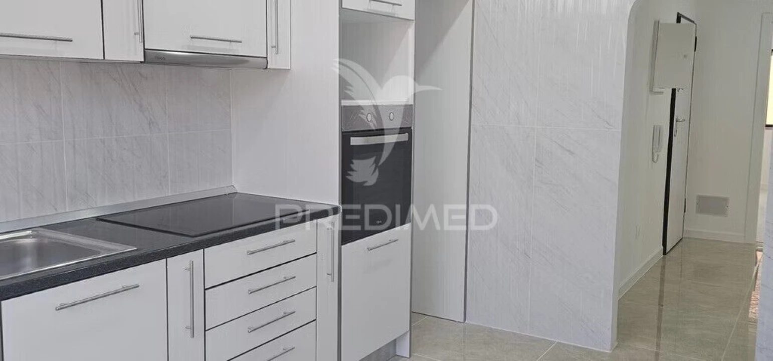 Apartamento T1 para Venda em Baixa da Banheira e Vale da Amoreira Foto 5