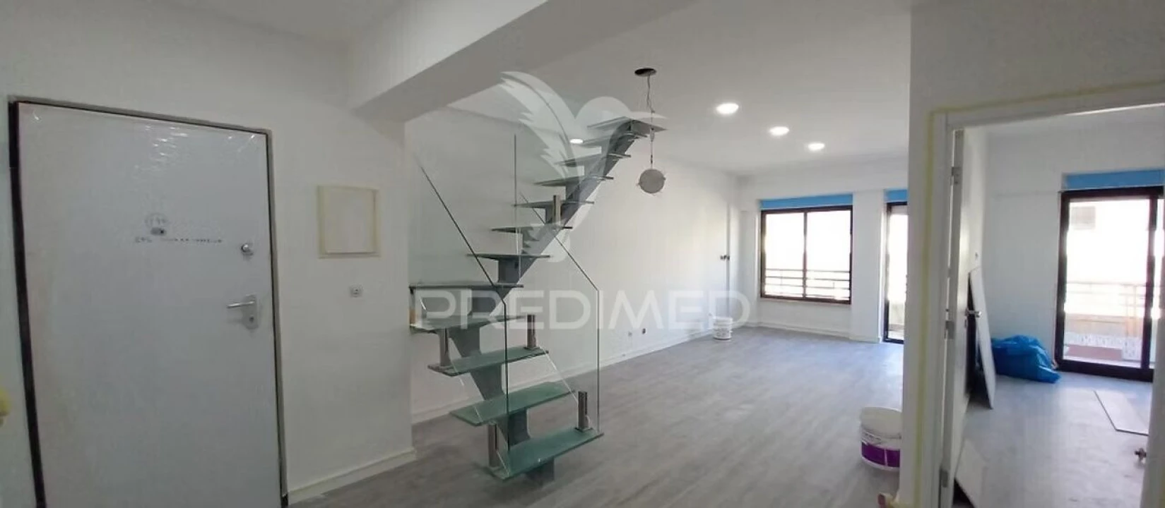 Apartamento T3 para Venda em Caparica e Trafaria Foto 2
