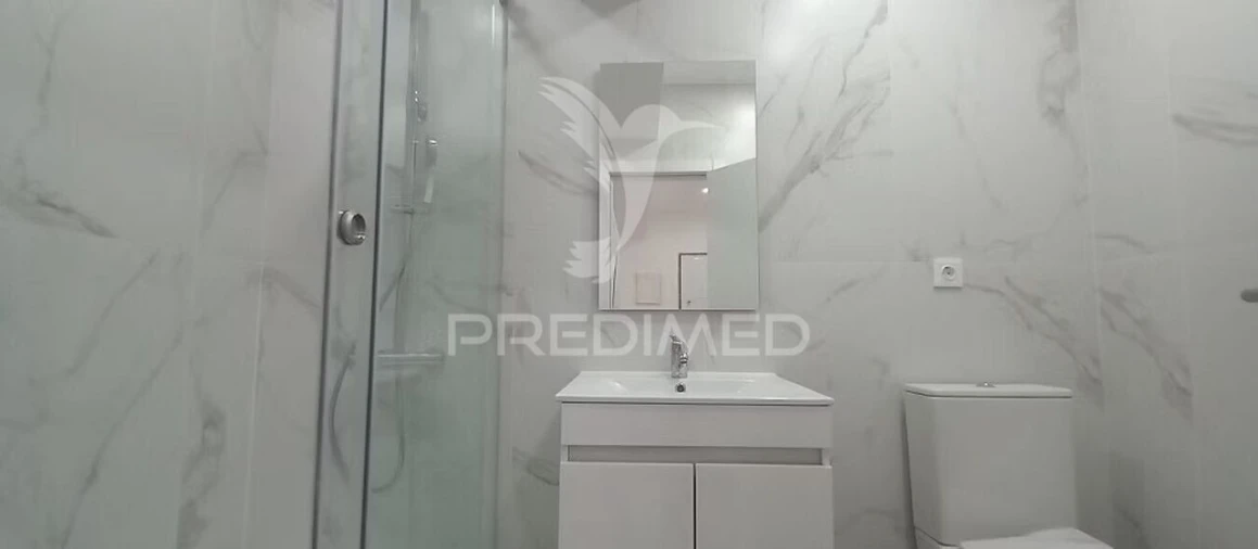 Apartamento T3 para Venda em Caparica e Trafaria Foto 6