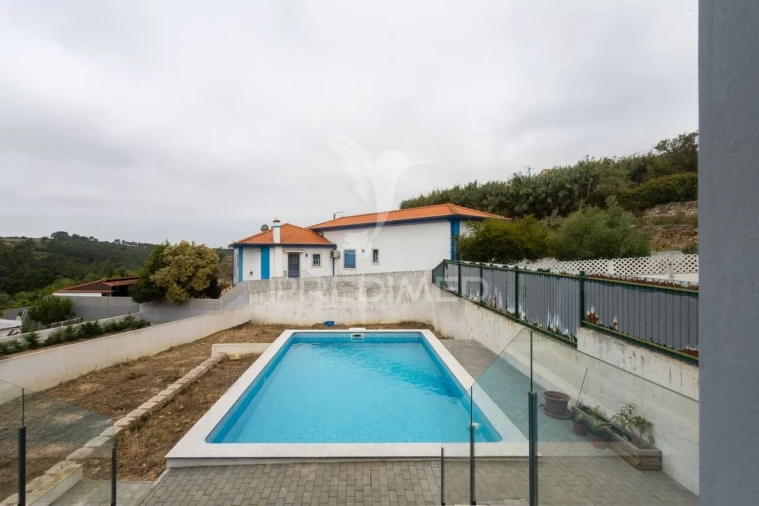 Moradia T3 para Venda em São João das Lampas e Terrugem Foto 3