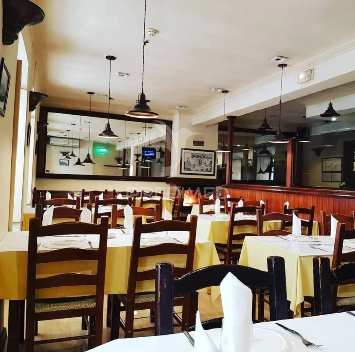 Loja para Venda em Santiago do Cacém, Santa Cruz e São Bartolomeu da Serra Foto 2