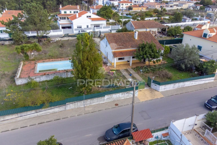 Moradia T2 para Venda em Azeitão (São Lourenço e São Simão) Foto 6