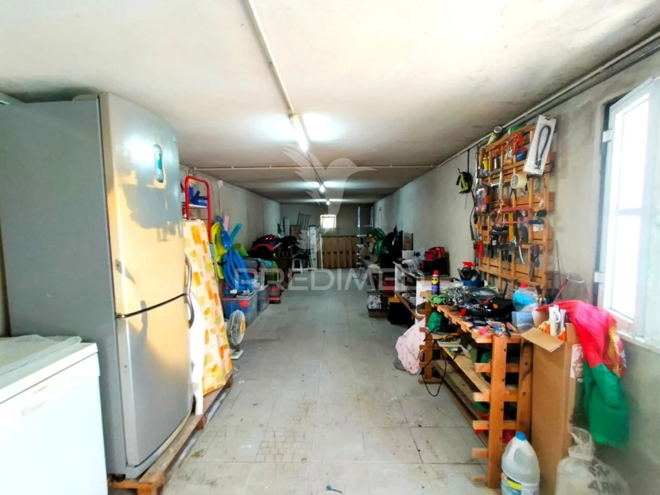 Moradia T3 para Venda em Azoia de Cima e Tremês Foto 9