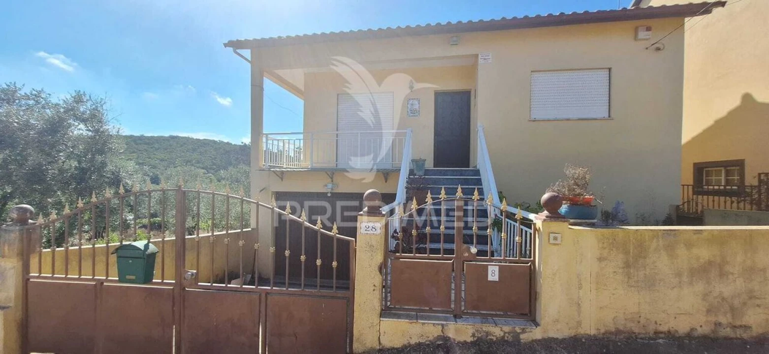 Moradia T4 para Venda em Degracias e Pombalinho Foto 2