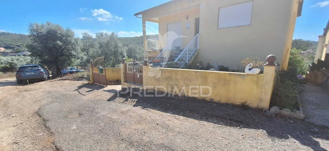 Moradia T4 para Venda em Degracias e Pombalinho Foto 3